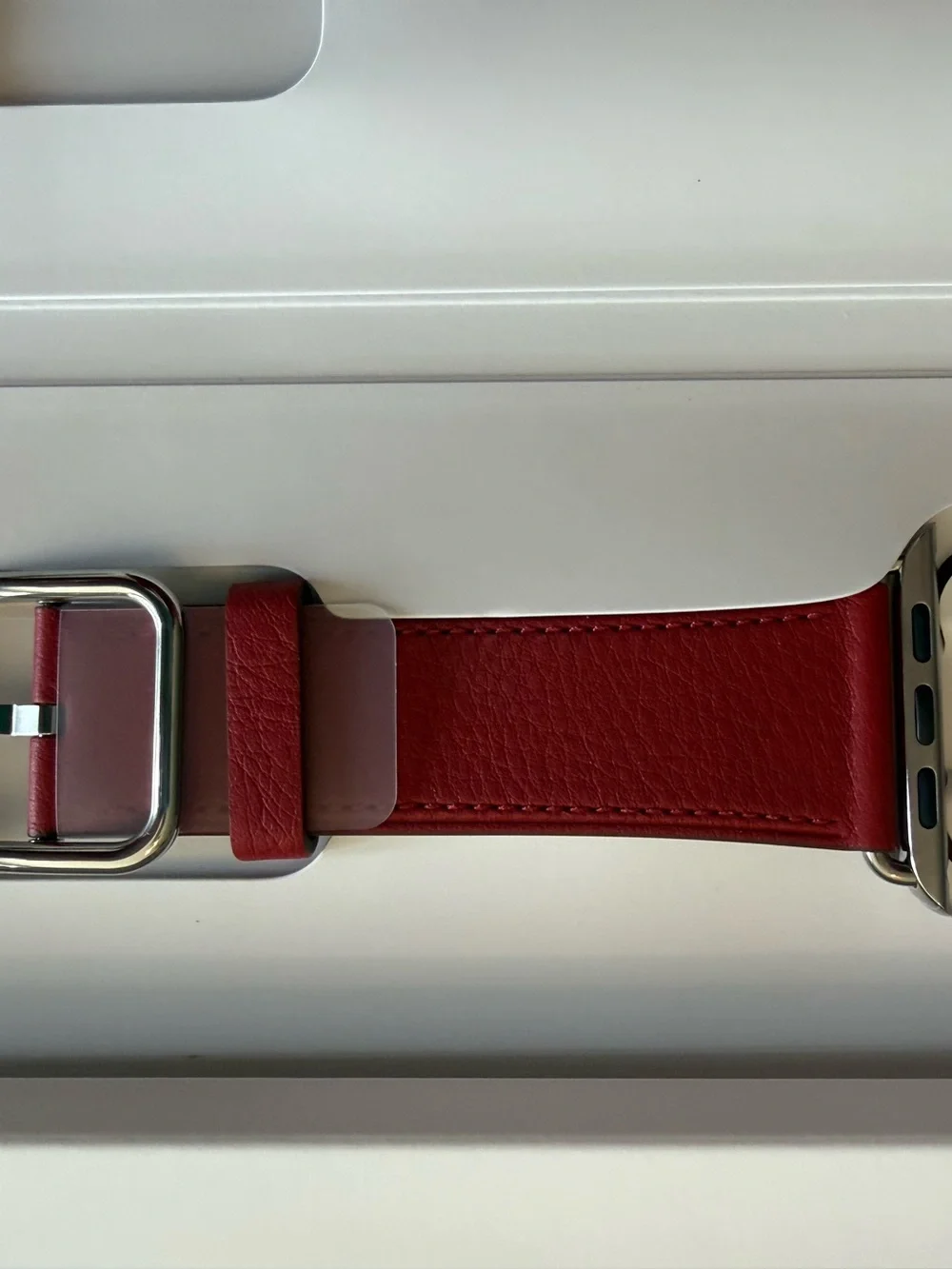 Genuine Apple Watch Ruby Leather Stainless Steel Buckle Watch Band 42MM